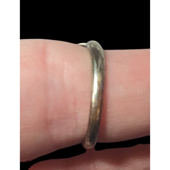 Minimalist Coquette Silver Tone And Cream Bow Ring Size 7 - Picture 7 of 13